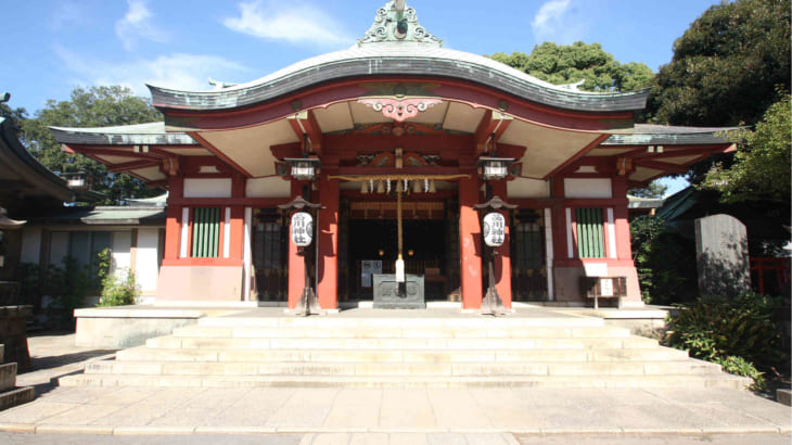品川神社～品川宿のパワースポット「富士塚」と金運アップの「一粒萬倍の泉」へ